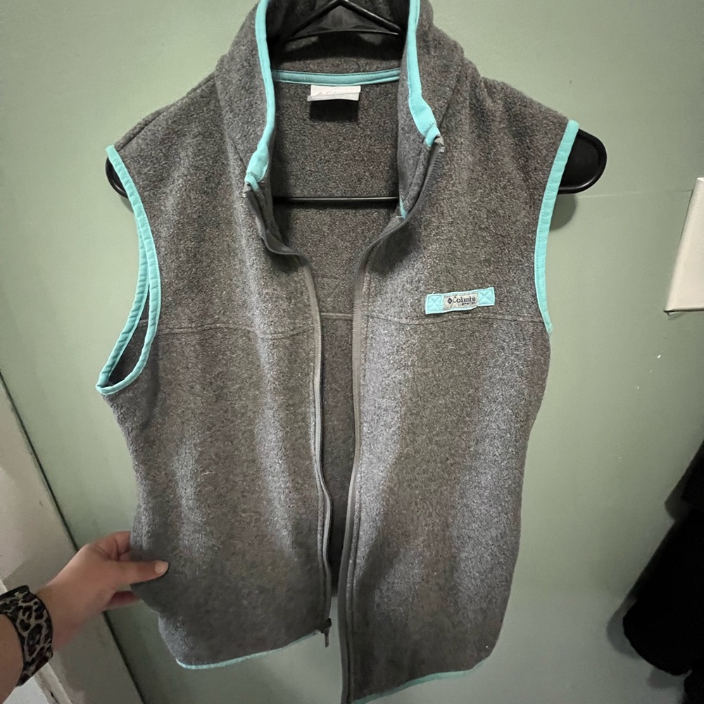Colombia vest size small